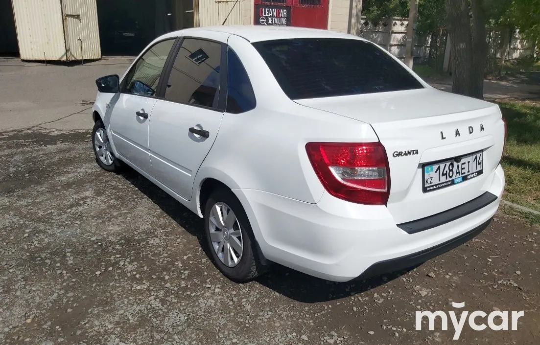 LADA Granta 2019