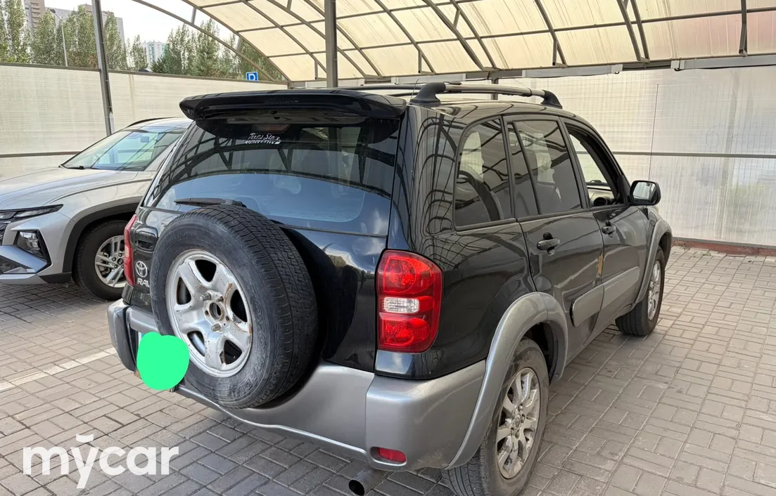 Toyota RAV4 2005