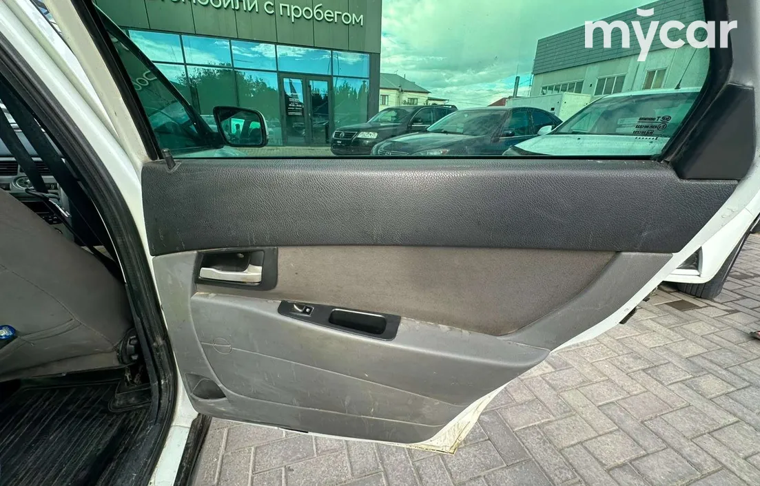 LADA Priora 2012
