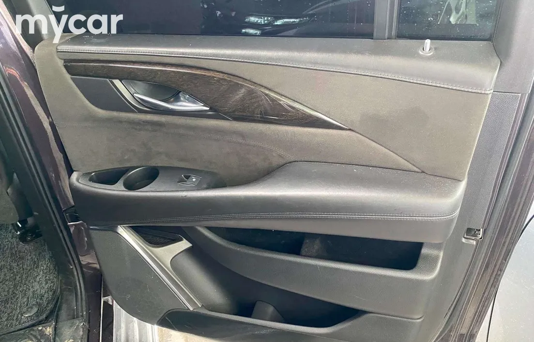 Cadillac Escalade 2016