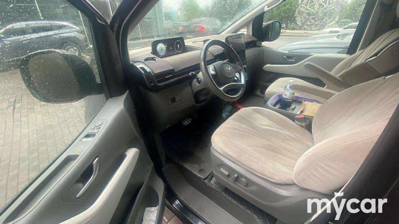 Hyundai Staria 2023