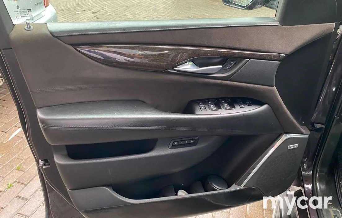 Cadillac Escalade 2016
