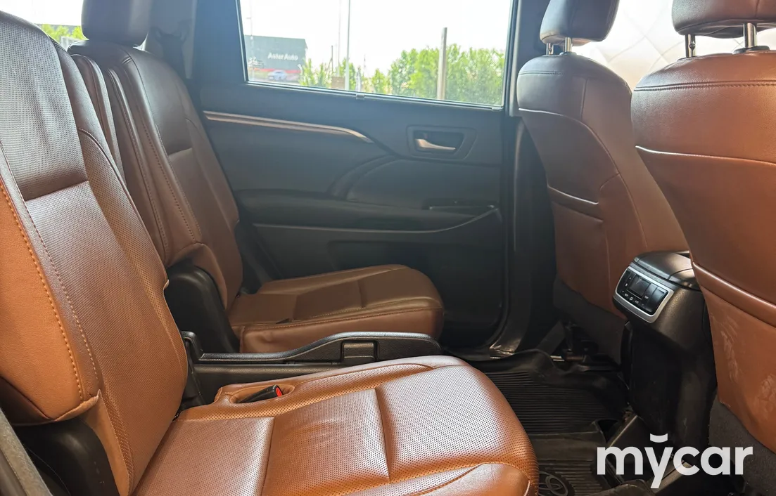 Toyota Highlander 2017