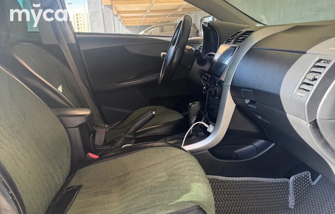 Toyota Corolla 2011