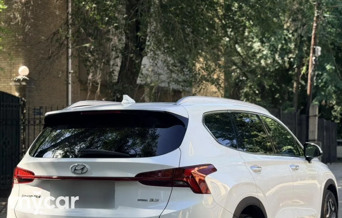 Hyundai Santa Fe 2023