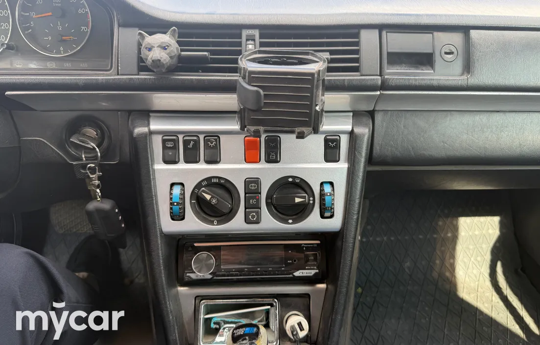 Mercedes-Benz E-Класс 1991