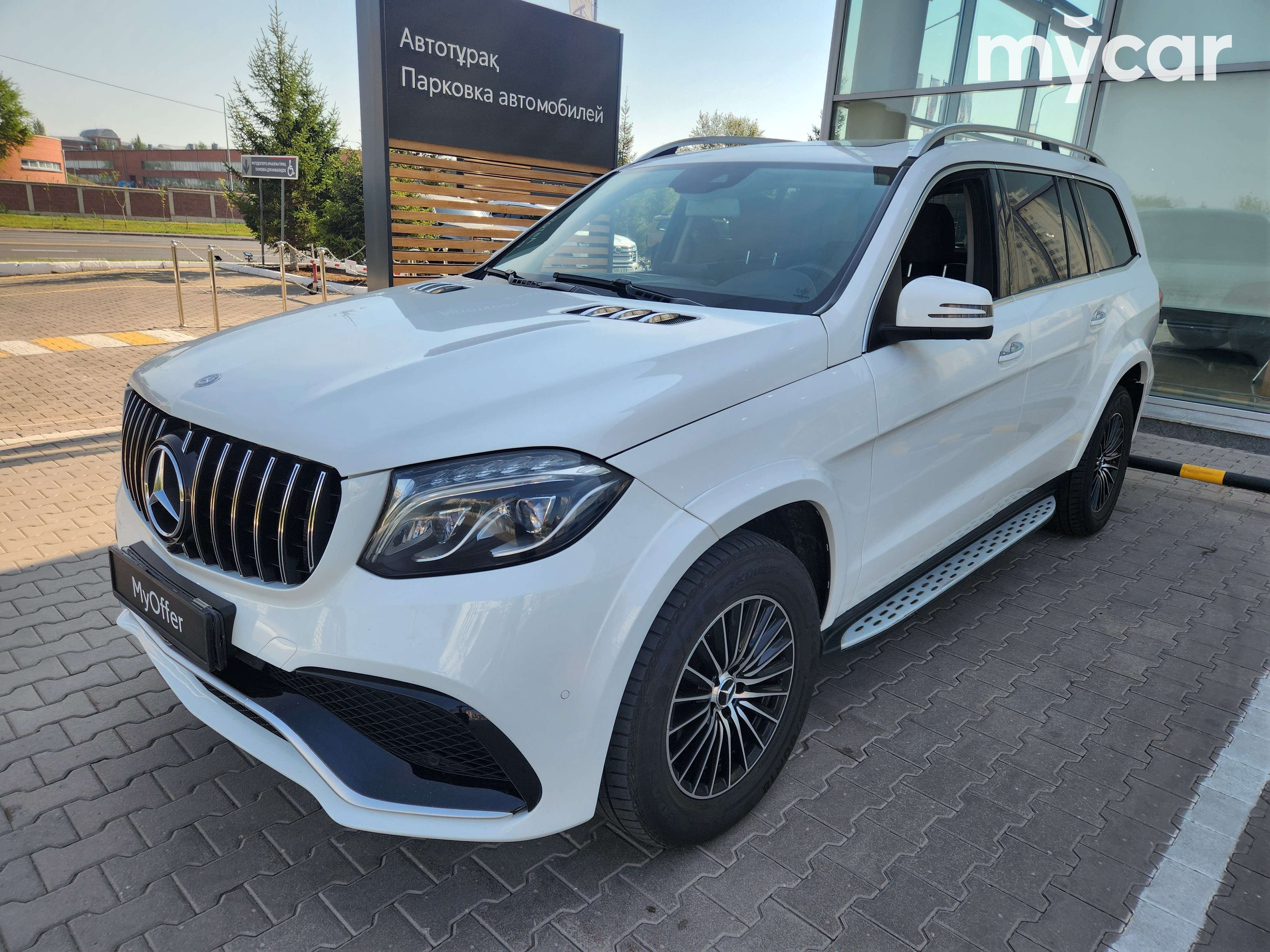 Mercedes-Benz GLS 2016