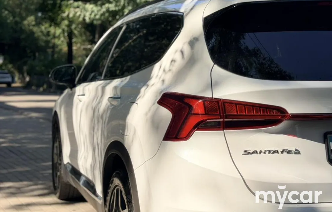 Hyundai Santa Fe 2023