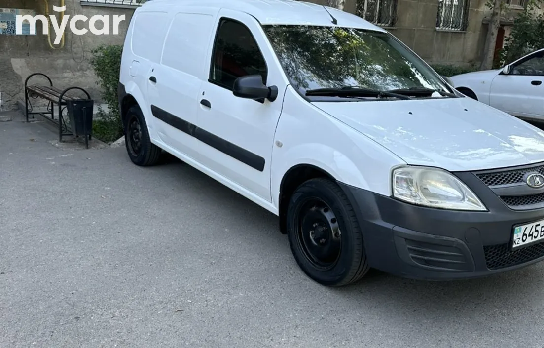 LADA Largus 2018