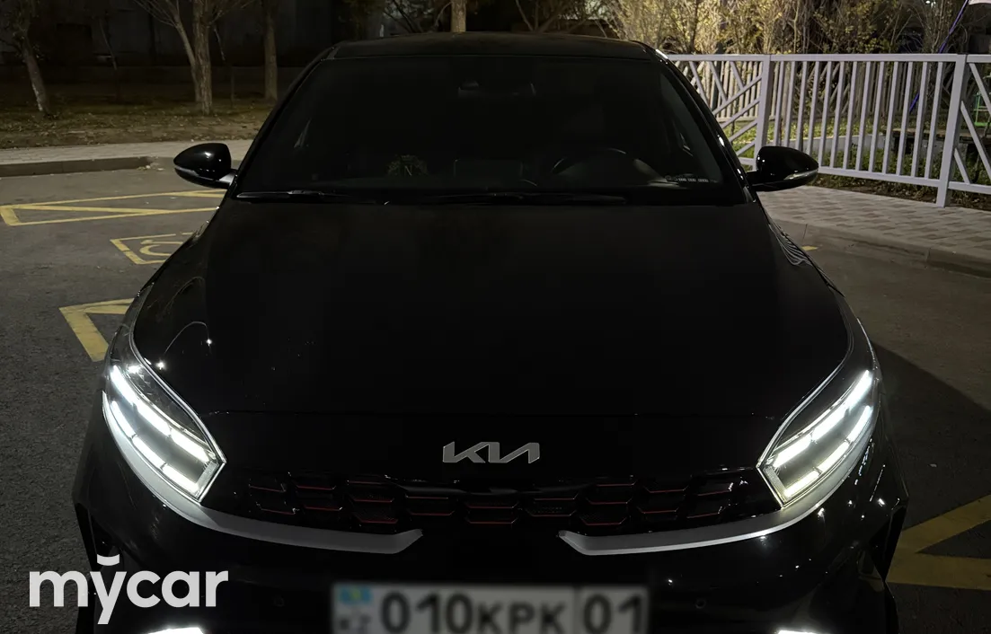 Kia Cerato 2023