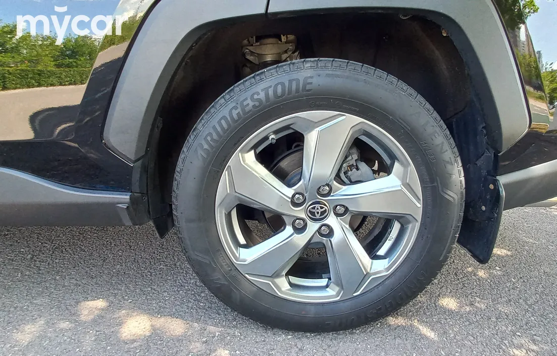 Toyota RAV4 2021