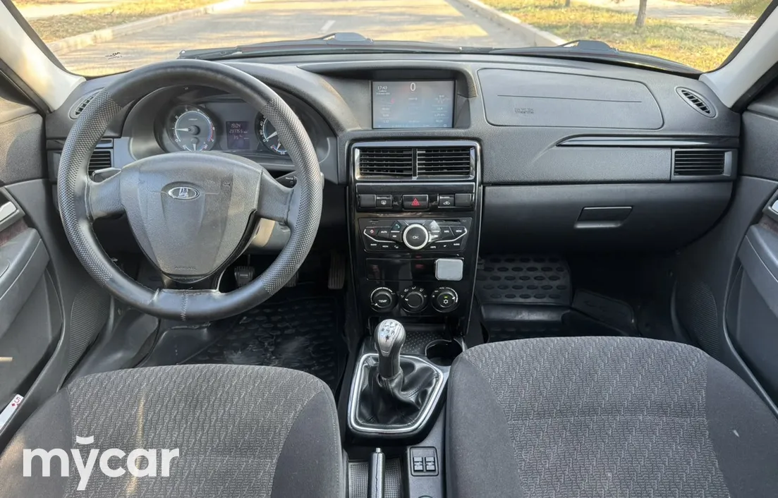 LADA Priora 2014