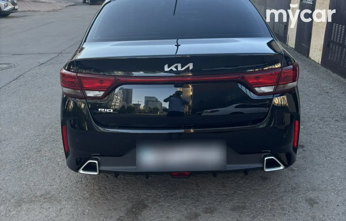Kia Rio 2021