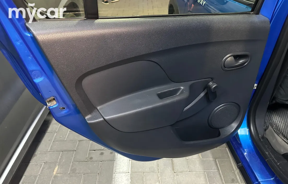 Renault Sandero 2016