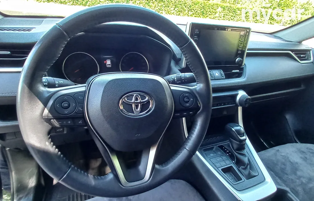 Toyota RAV4 2021