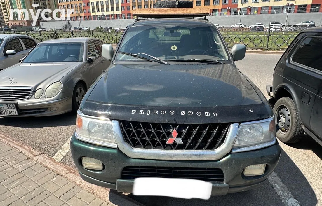 Mitsubishi Montero 2000