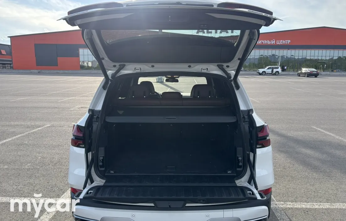 BMW X5 2023