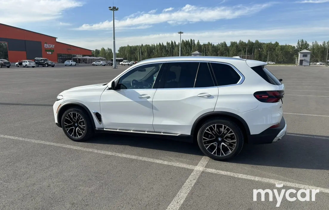 BMW X5 2023