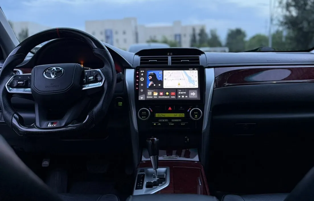 Toyota Camry 2014