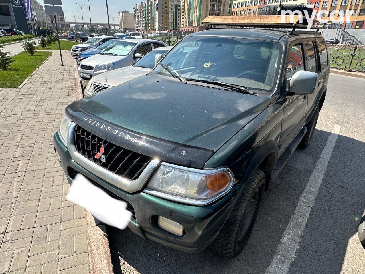 Mitsubishi Montero 2000