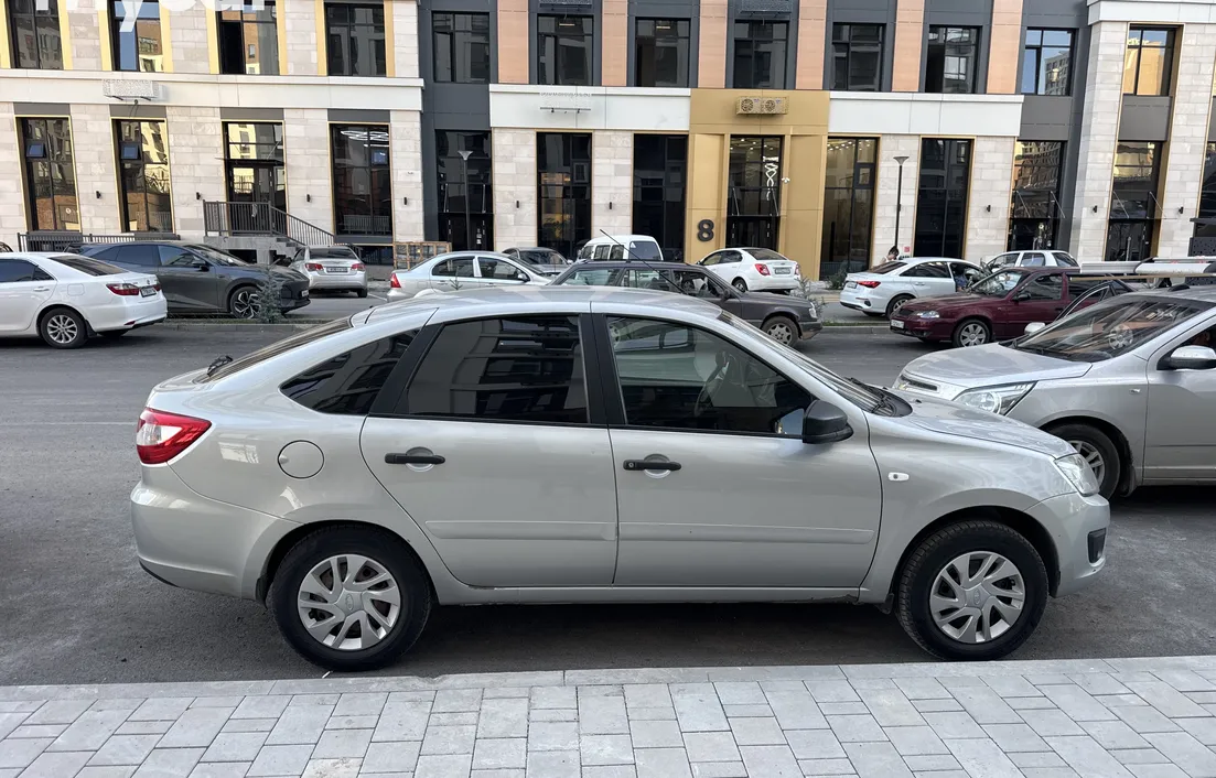 LADA Granta 2018