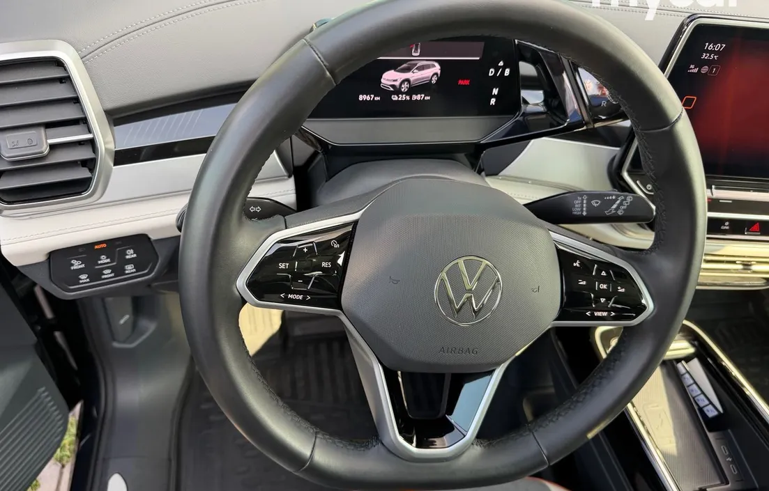Volkswagen ID.6 2022