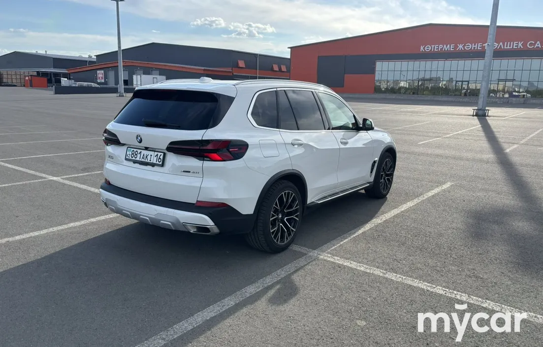 BMW X5 2023