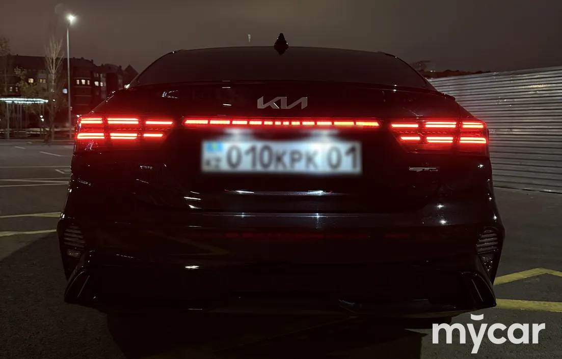 Kia Cerato 2023