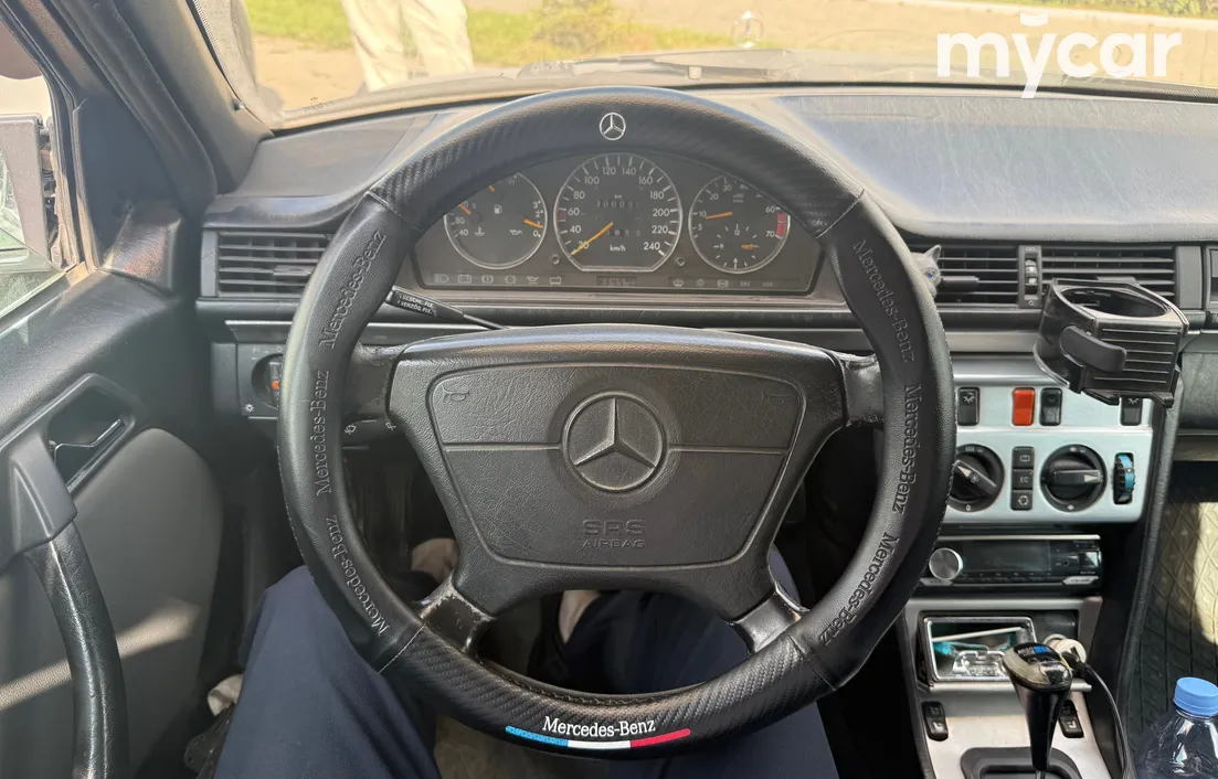 Mercedes-Benz E-Класс 1991