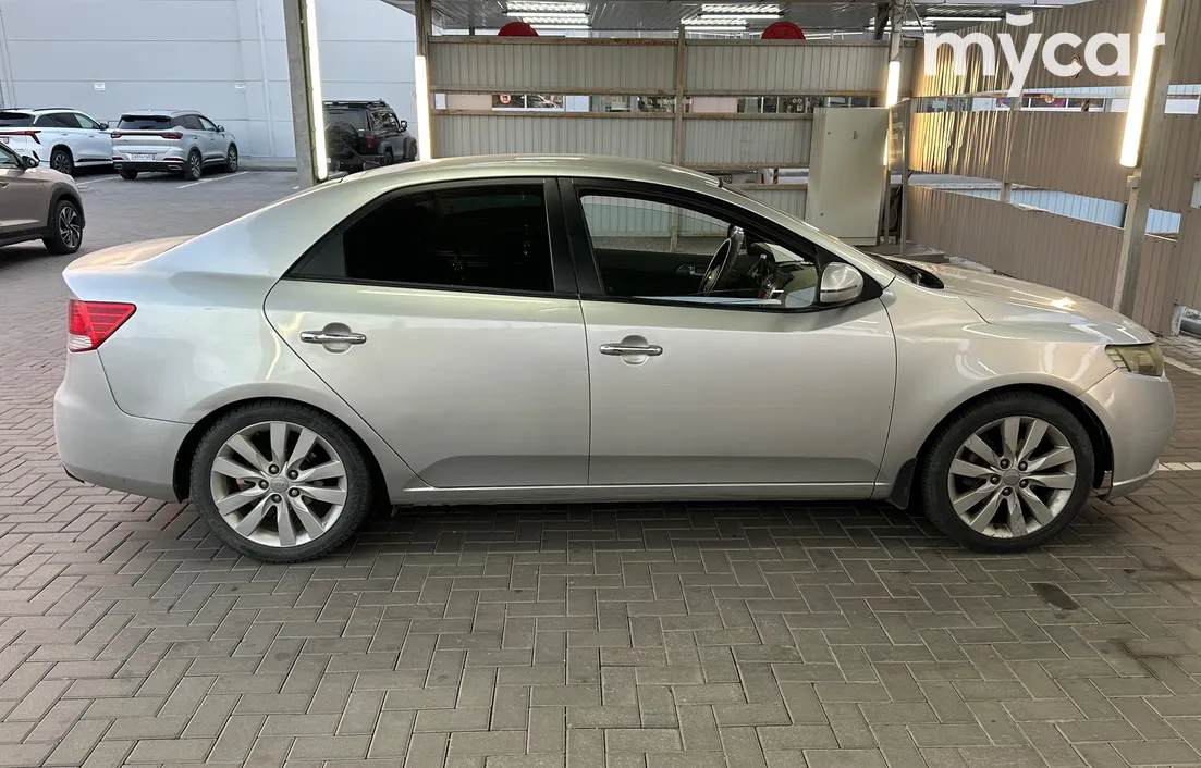 Kia Cerato 2012