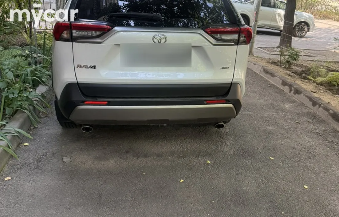 Toyota RAV4 2023