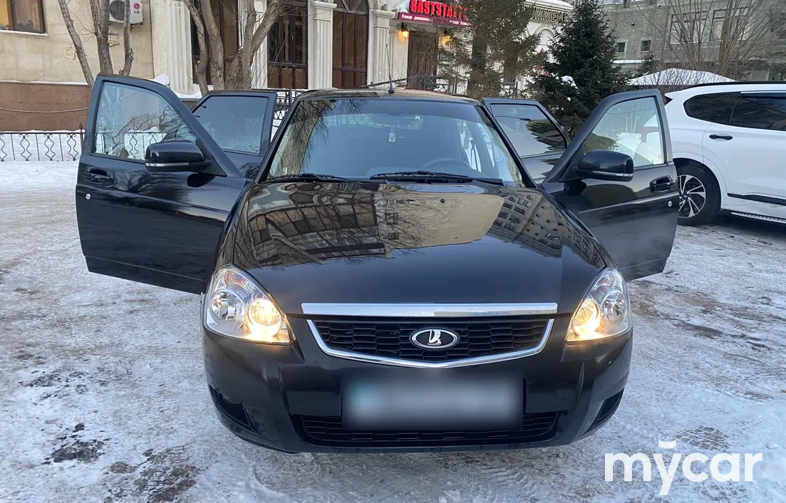 LADA Priora 2015