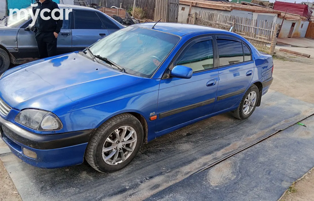 Toyota Avensis 1998