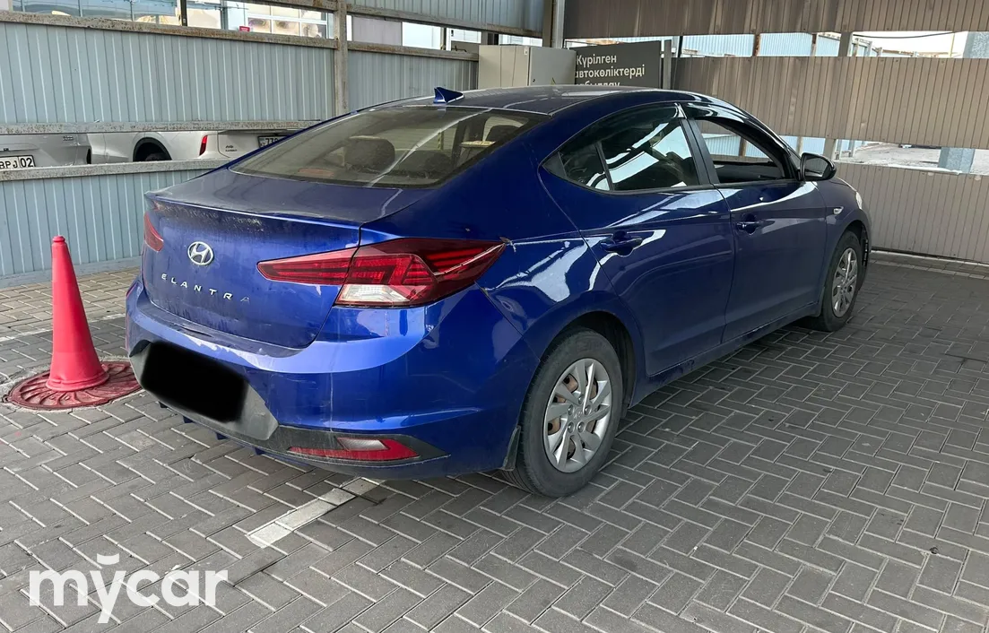 Hyundai Elantra 2020