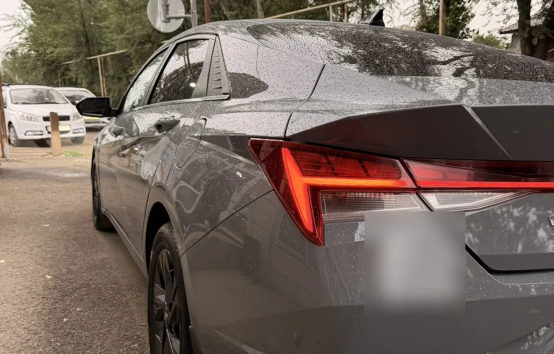 Hyundai Elantra 2020