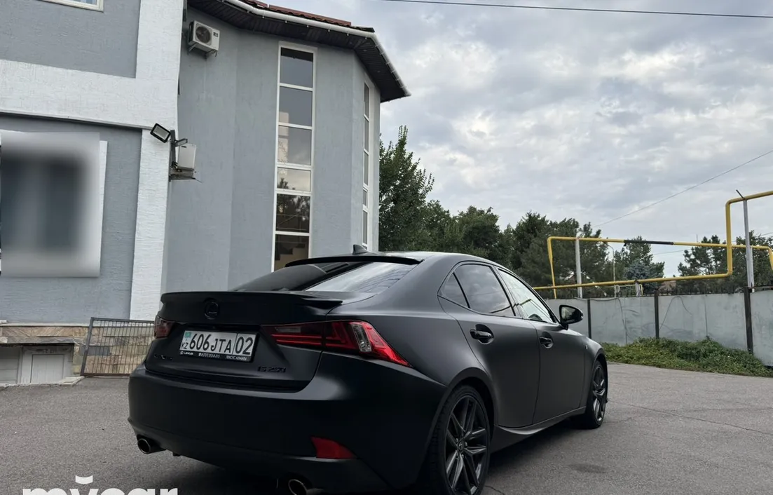 Lexus IS 2014
