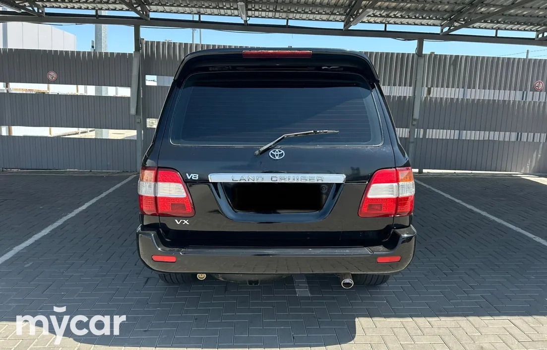 Toyota Land Cruiser 2000