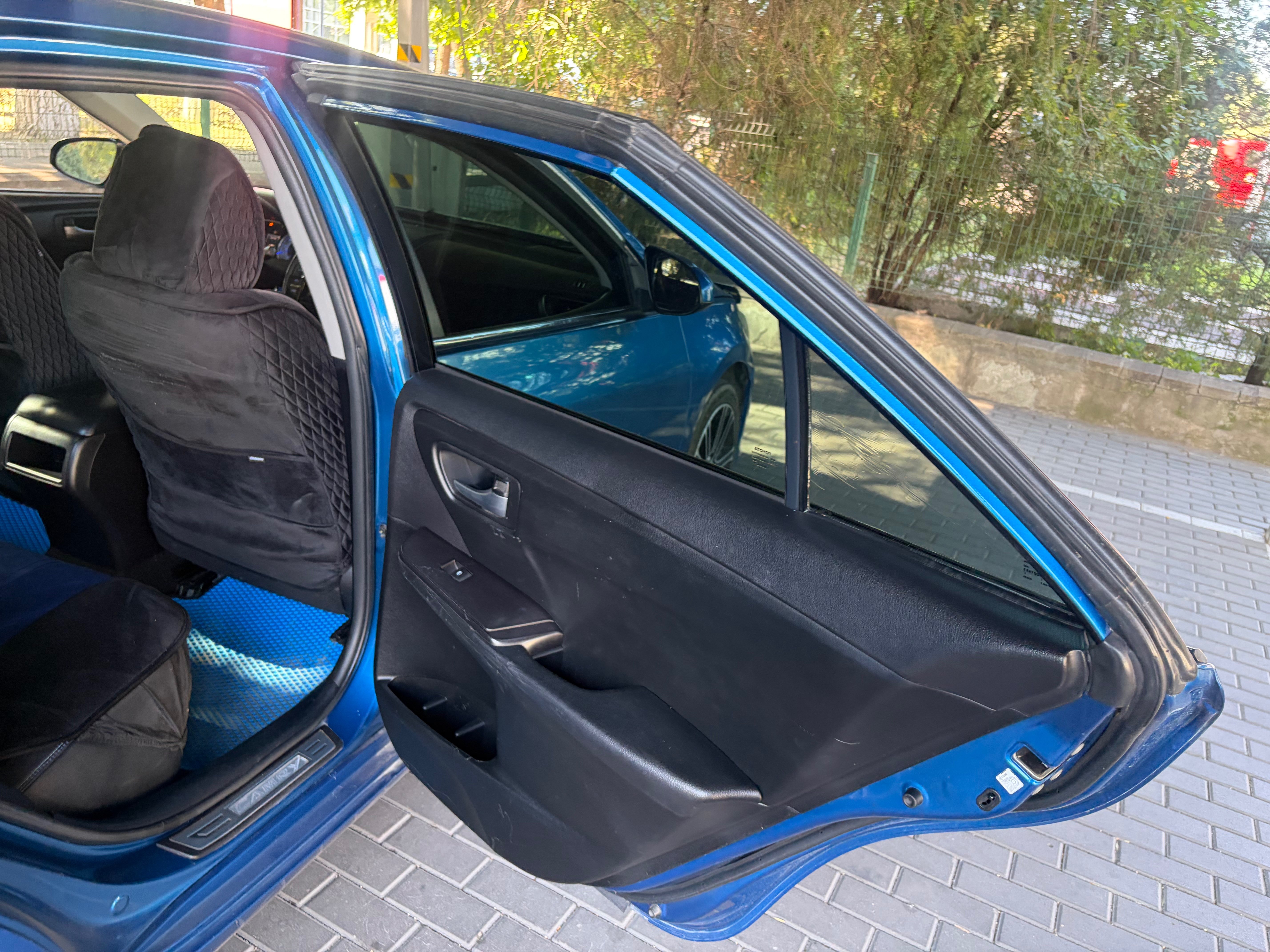 Toyota Camry 2016
