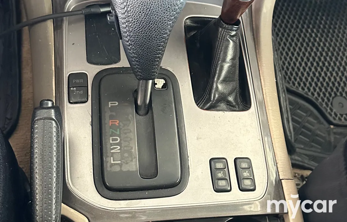 Toyota Land Cruiser 2000