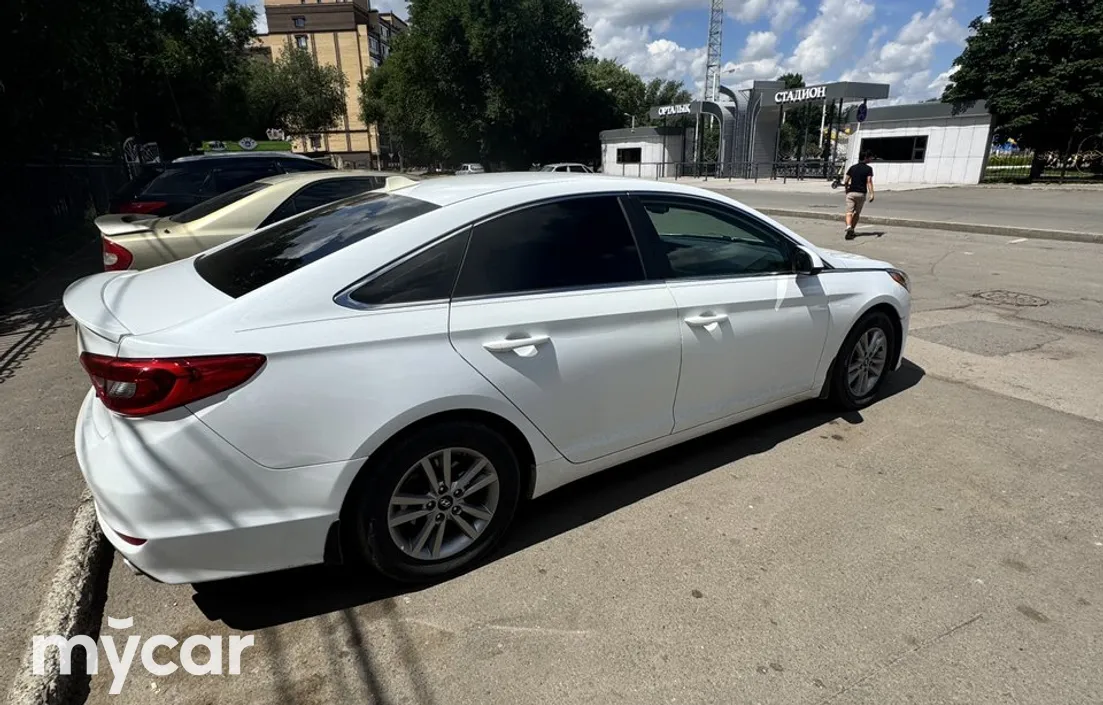 Hyundai Sonata 2015