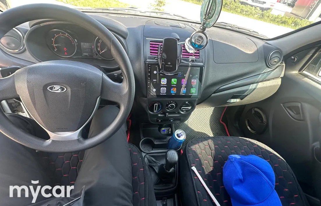 LADA Granta 2021