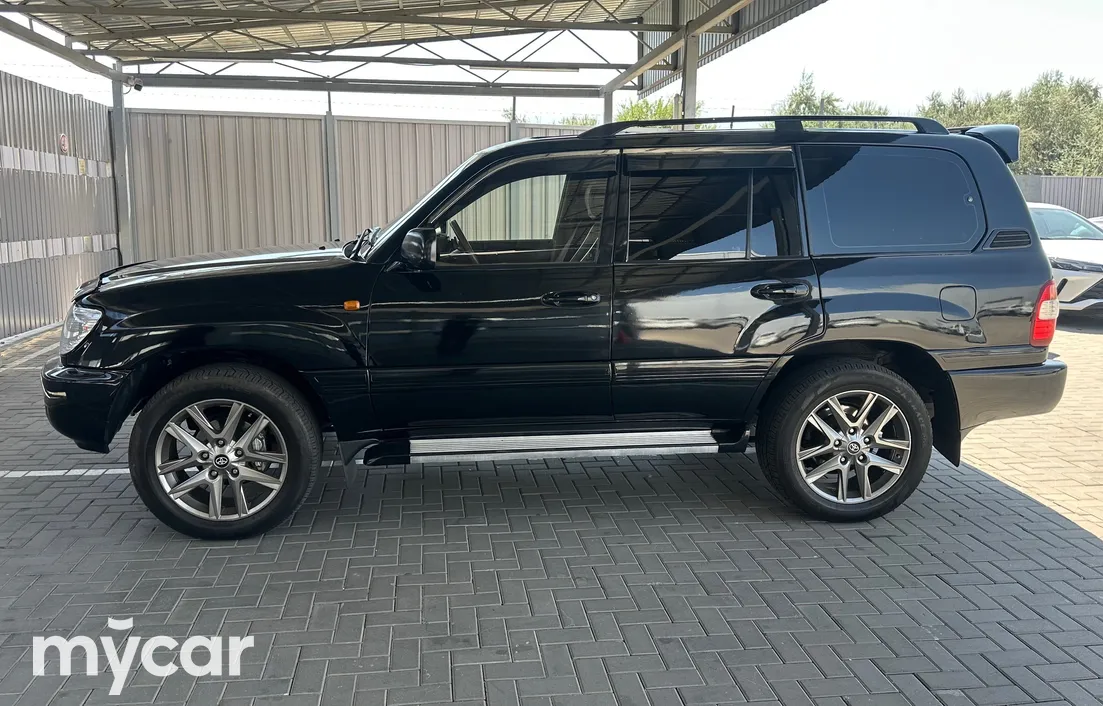 Toyota Land Cruiser 2000