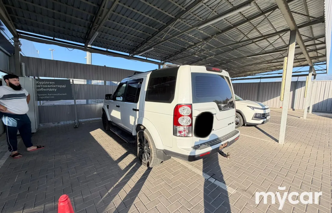Land Rover Discovery 2013