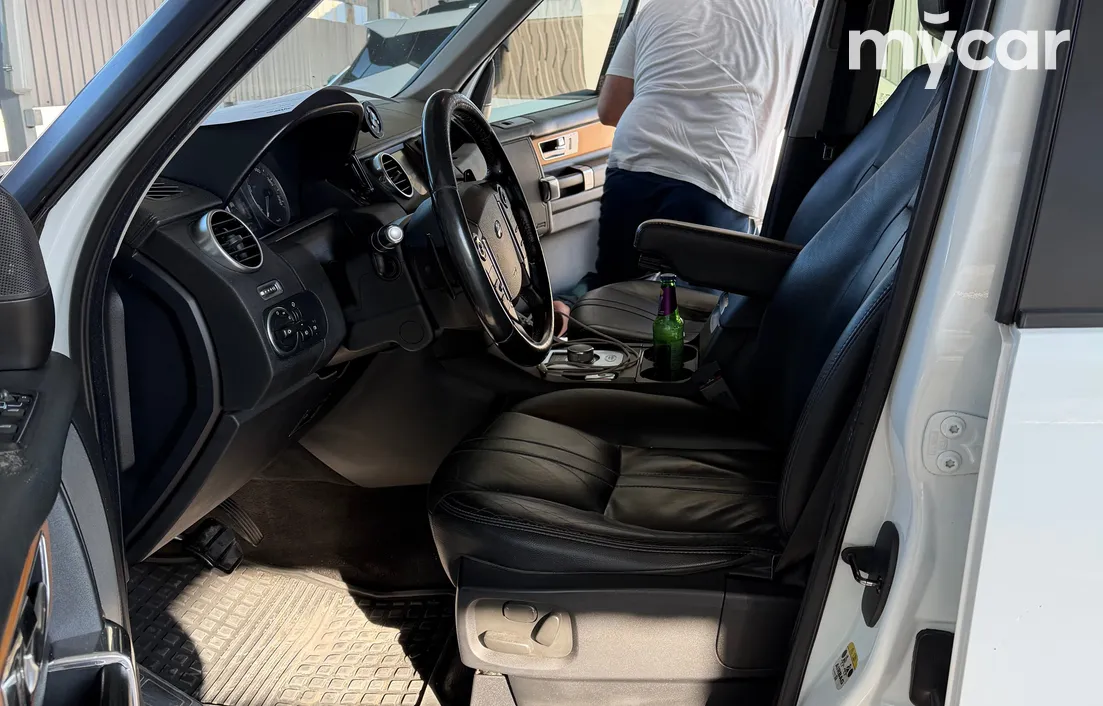Land Rover Discovery 2013