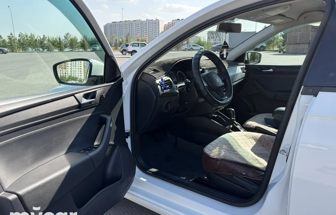 Volkswagen Polo 2021