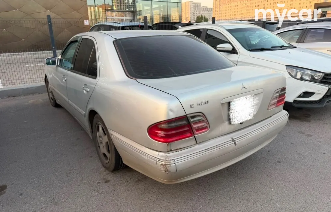 Mercedes-Benz E-Класс 2000