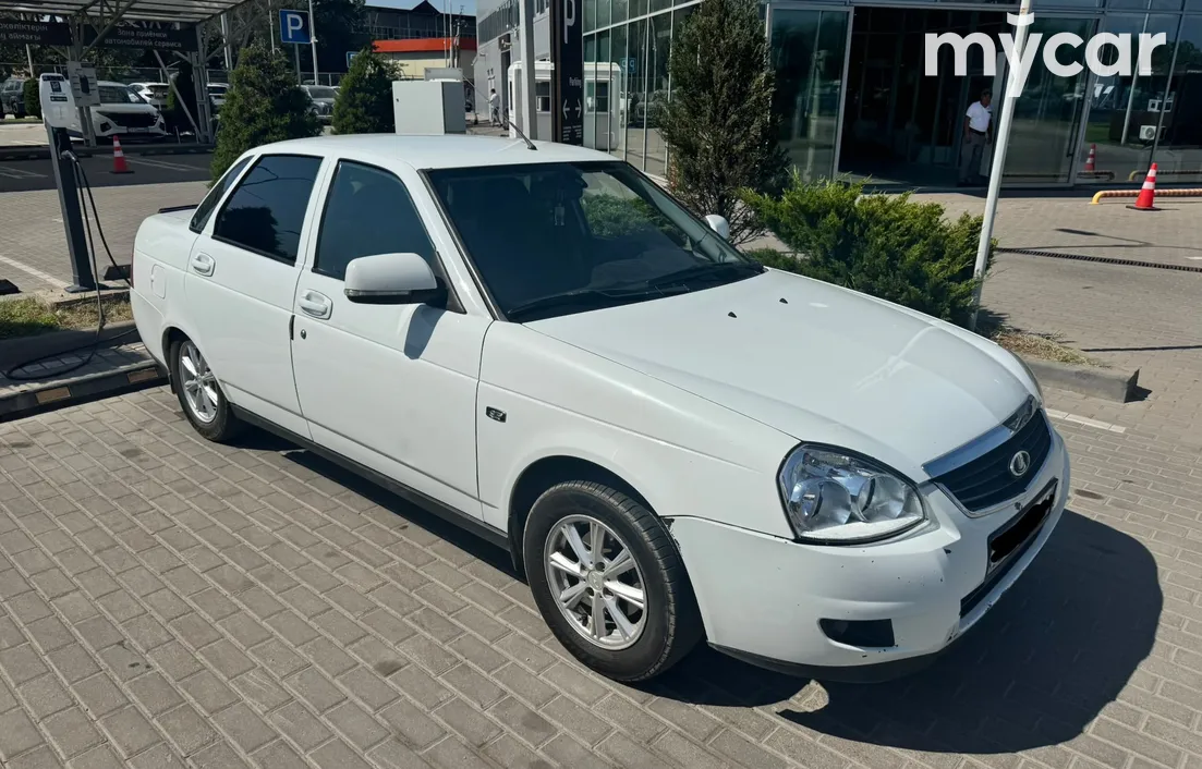 LADA Priora 2013
