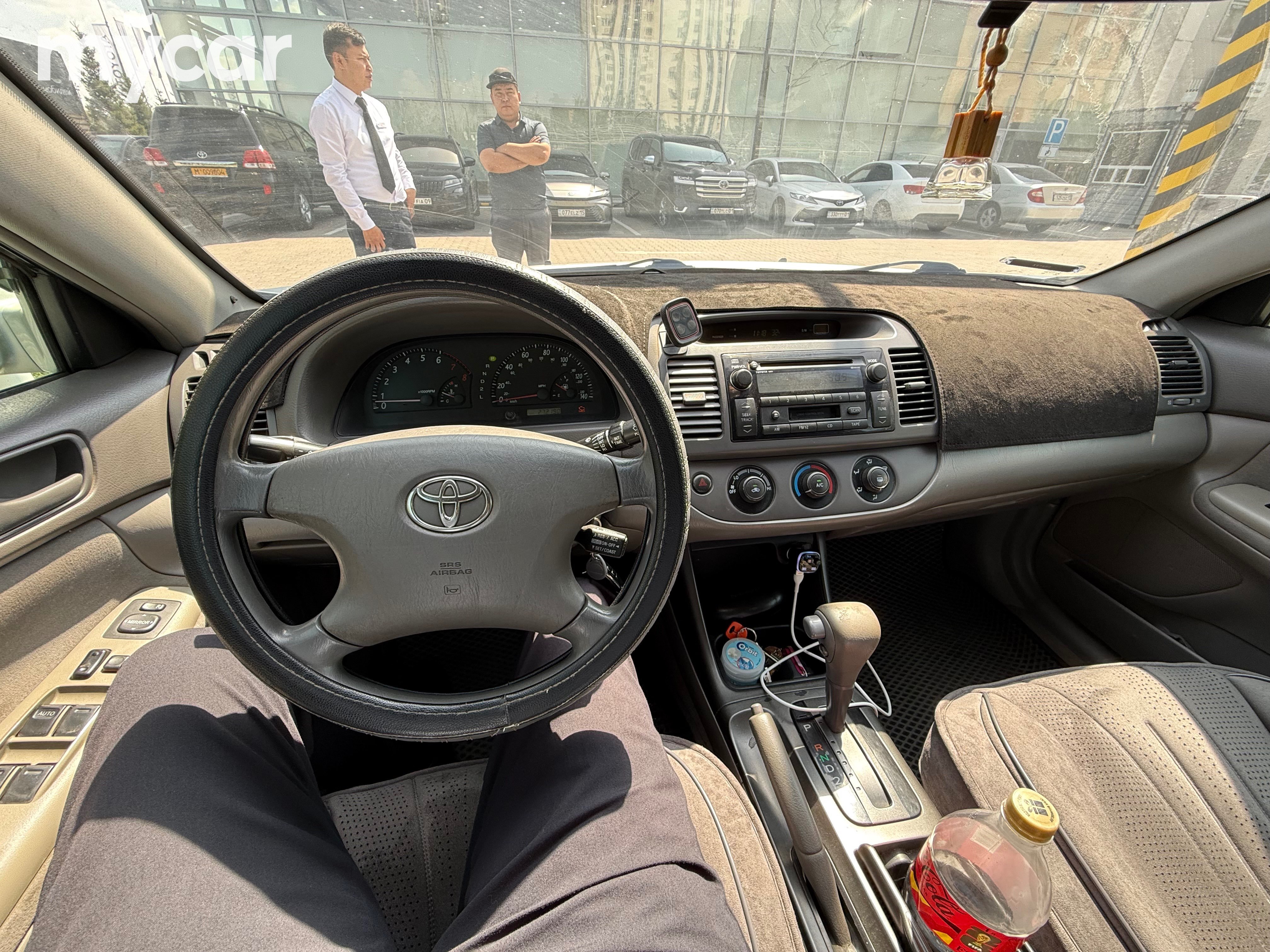 Toyota Camry 2004