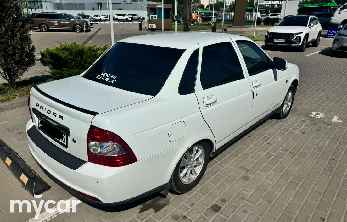 LADA Priora 2013