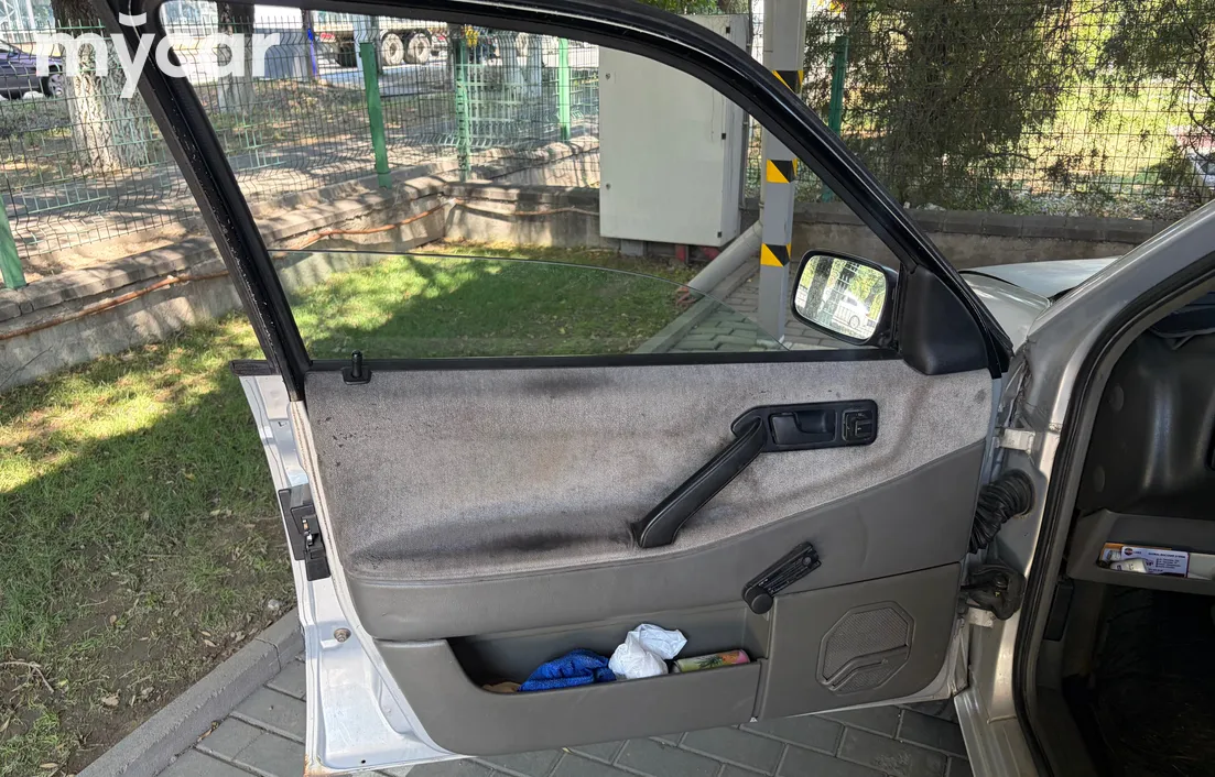 Volkswagen Passat 1993